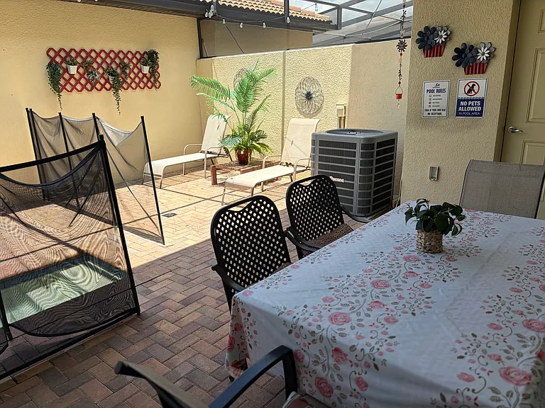 2078 Rome Dr — Photo 15