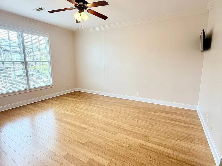 120 Bogard Ln — Photo 3