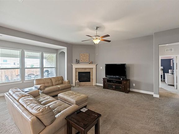 5th image of 7937 Caldelana Way