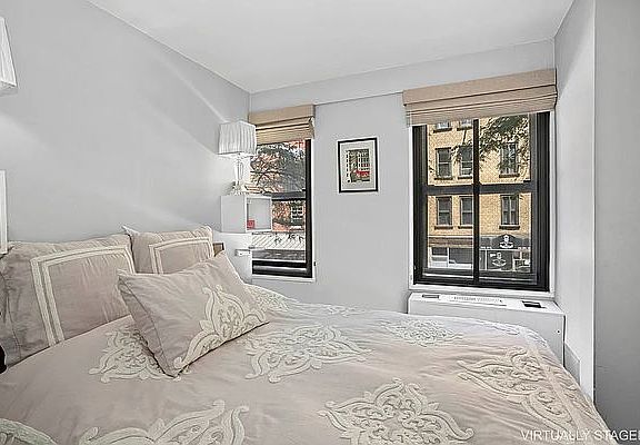 5th image of 200 E 27th St APT 2H