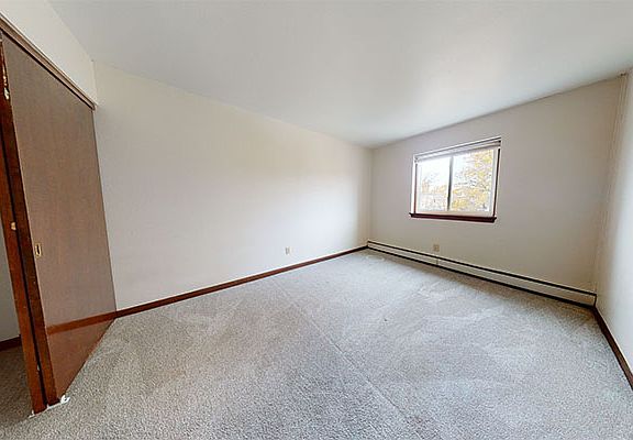 4th image of 2545 N Frederick Ave APT 212