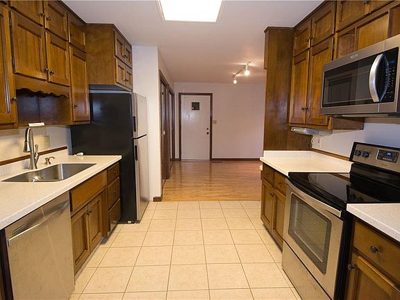 5th image of 3709 Ironwood Way