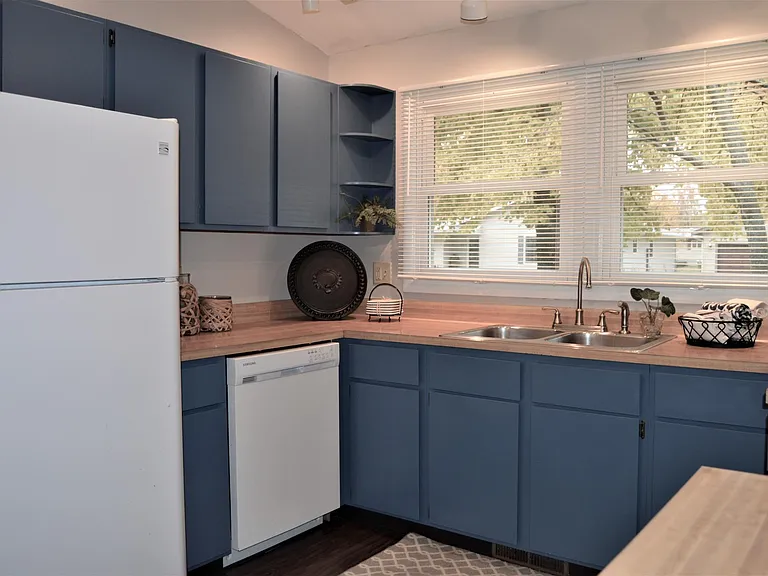 2316 Hackberry Ct — Photo 5