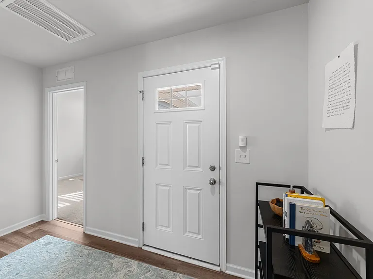 45 Florentine Ct — Photo 28