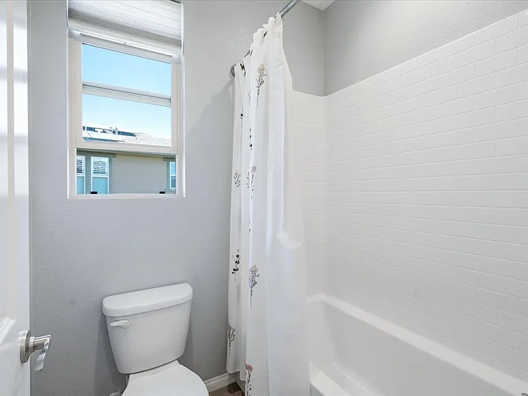 35 Lomada St — Photo 20