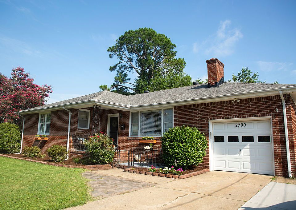 1st image of 2700 Greendale Ave