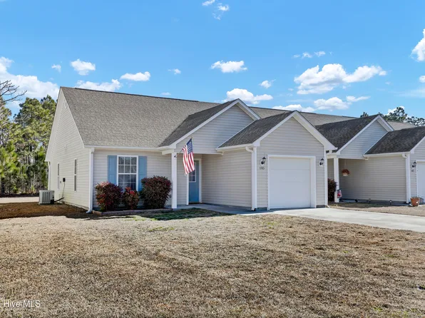 185 Pine Hollow Road, Holly Ridge, NC 28445