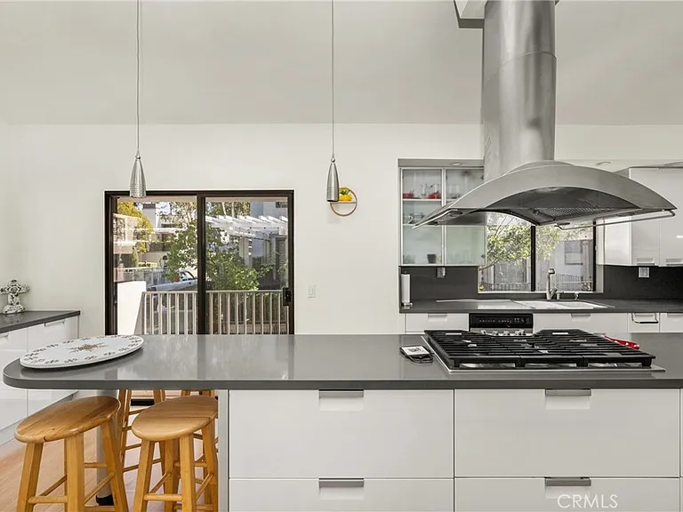 8 Southwind — Photo 16