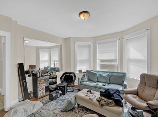 1029 Garnett Pl, Evanston, IL 60201