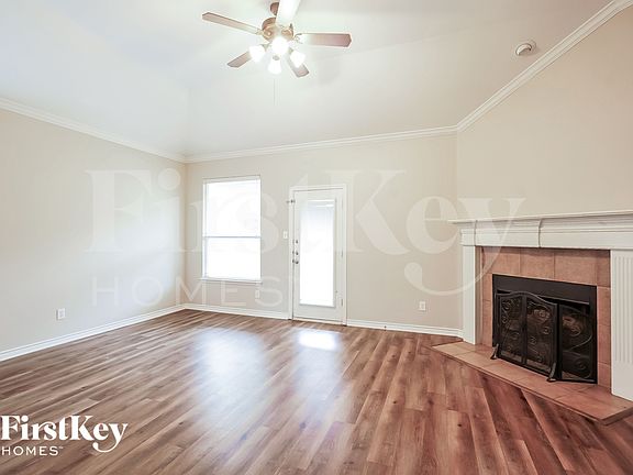 2nd image of 905 Sheryn Dr