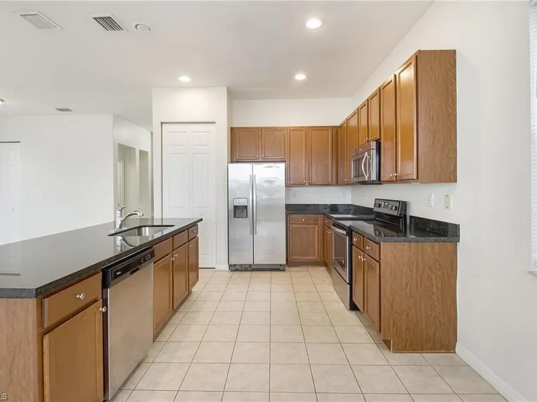 5265 Beckton Rd — Photo 8