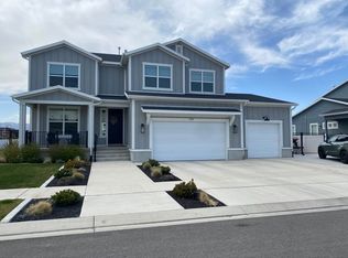 179 N 70 W, Vineyard, UT 84059