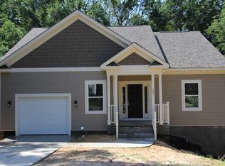 121 Trent House Rd, Irmo, SC 29063