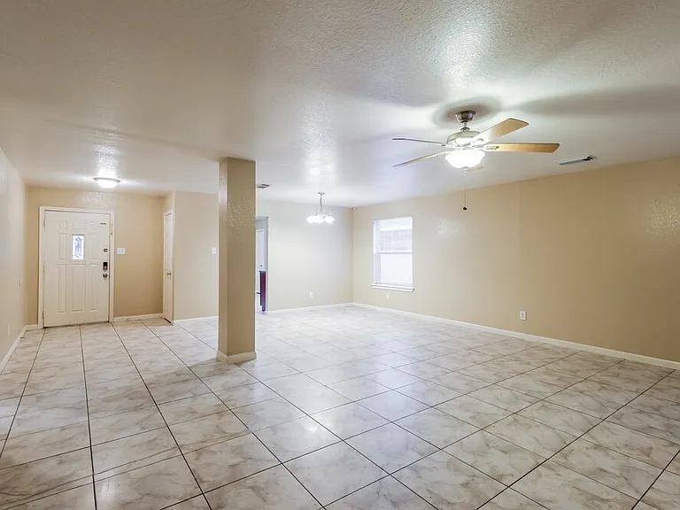 15515 Waverly Dr — Photo 4