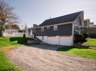 536 Herman Ave, Star City, WV 26505