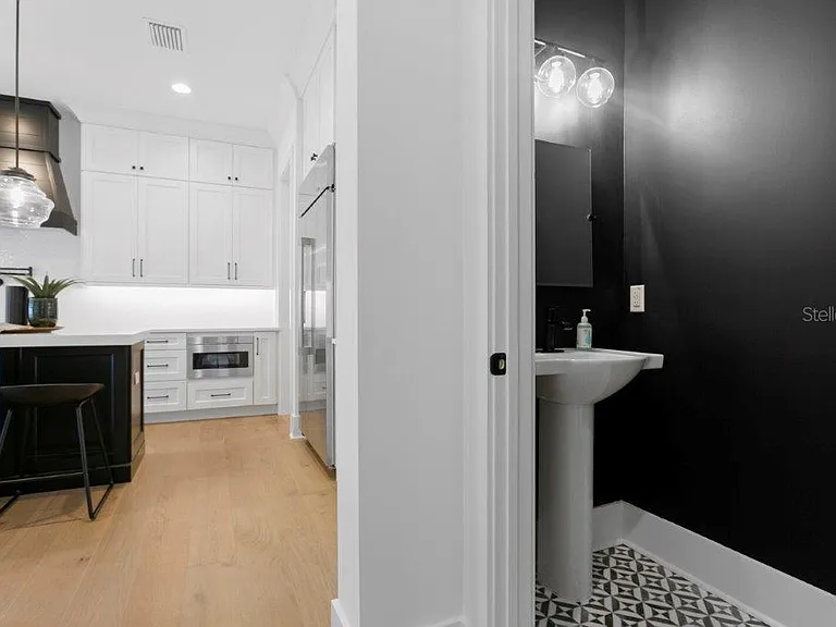 2315 W Mississippi Ave #1 — Photo 17