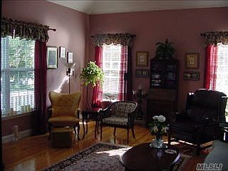 3rd image of 20 Harbor Side Ct