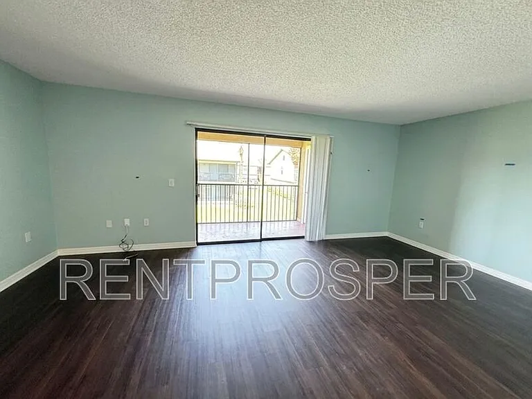 1054 Mollie Ln #M054 — Photo 6