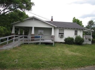 307 Hewitt Dr, Dalton, GA 30721