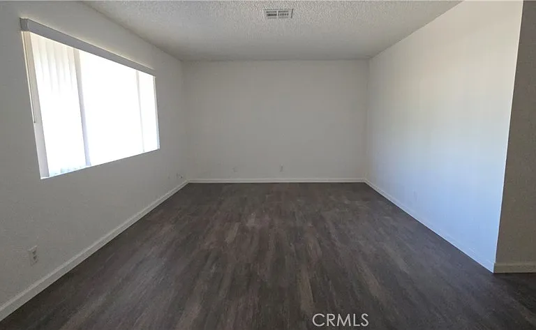 68277 Grandview Ave — Photo 3
