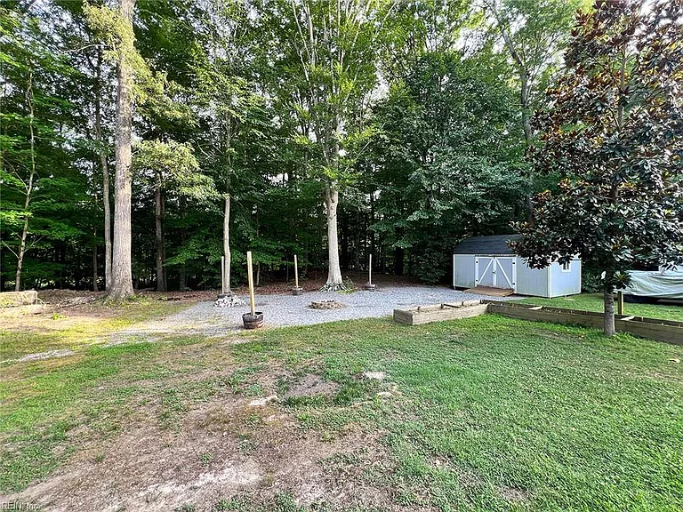 120 Misty Ridge Ln — Photo 24