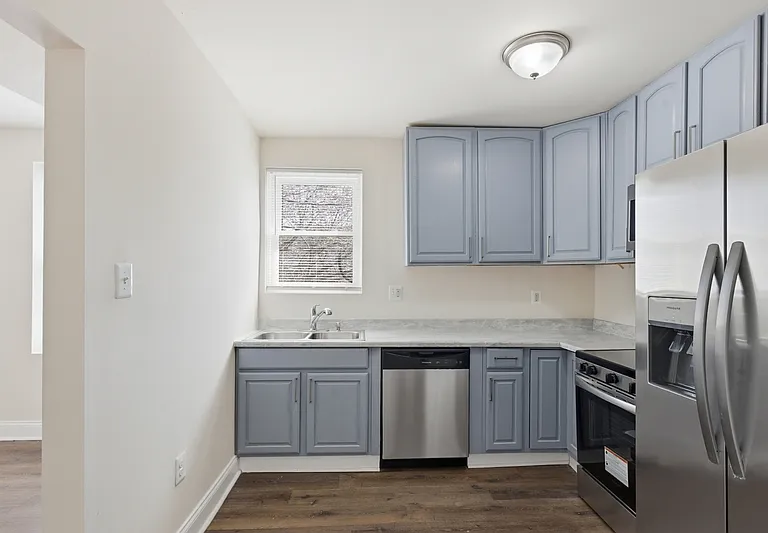 910 N Arlington Ave #2 — Photo 8