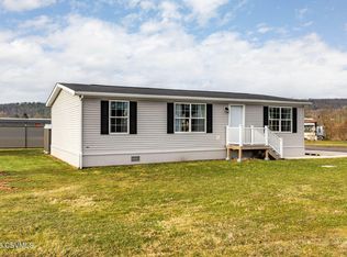 540 Everett St #17, Benton, PA 17814