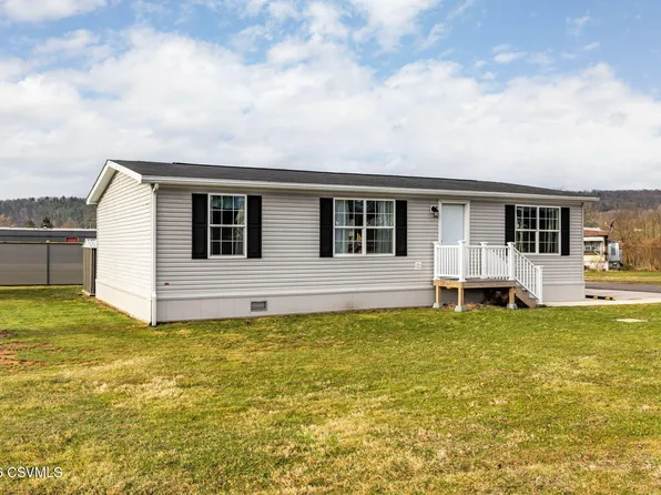 540 Everett St #17, Benton, PA 17814