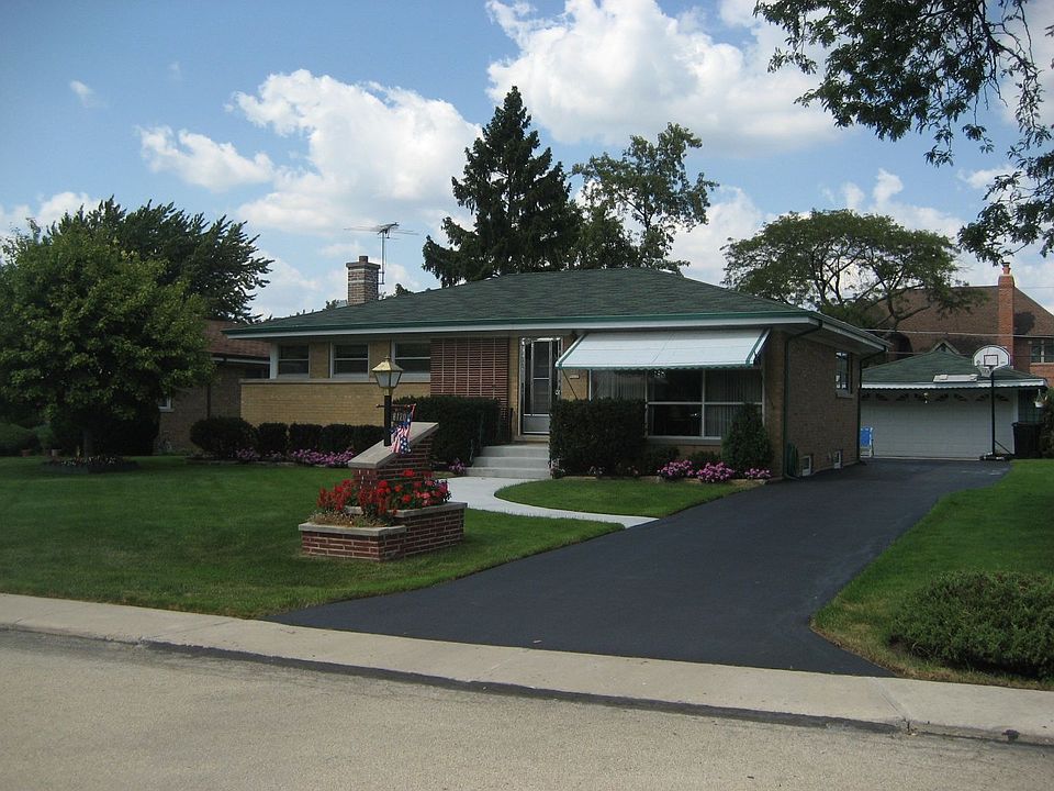 Terrific curb appeal