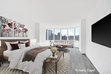 Rented by R New York