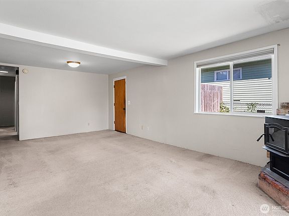 5th image of 2432 NE Franklin Street