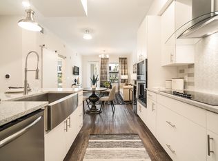 Magnolia Square, Naples, FL 34109