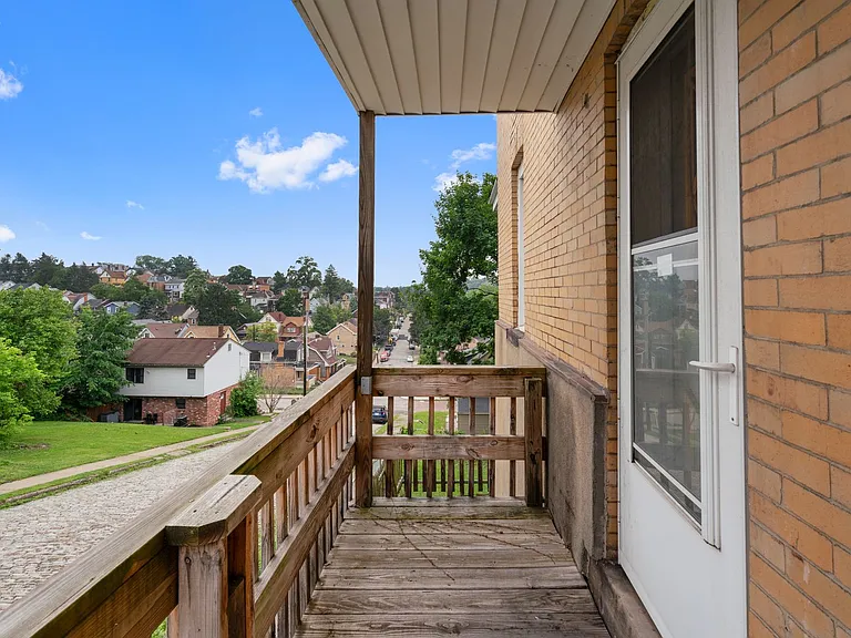Convenient 2 Bedroom home in Mt. Washington available July 1! — Photo 21