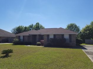 4731 Pierce Ln, Pace, FL 32571