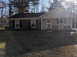 7621 Stuart Dr, Raleigh, NC 27615