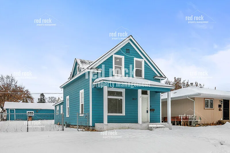 3 bed, 1.5 bath, 1132 sqft, $1,675 — Photo 2