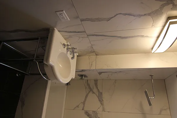 Rented by Nooklyn NYC LLC | media 27