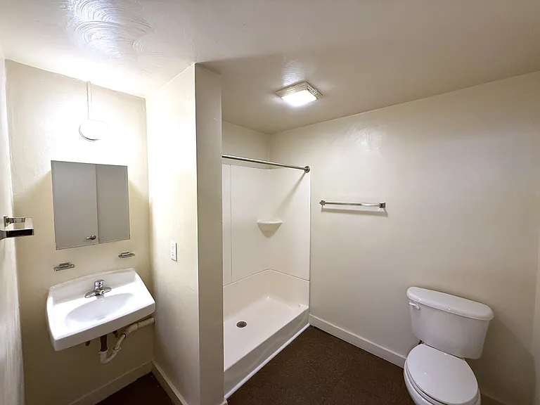 1516 Maiden Ln SW #13 — Photo 10