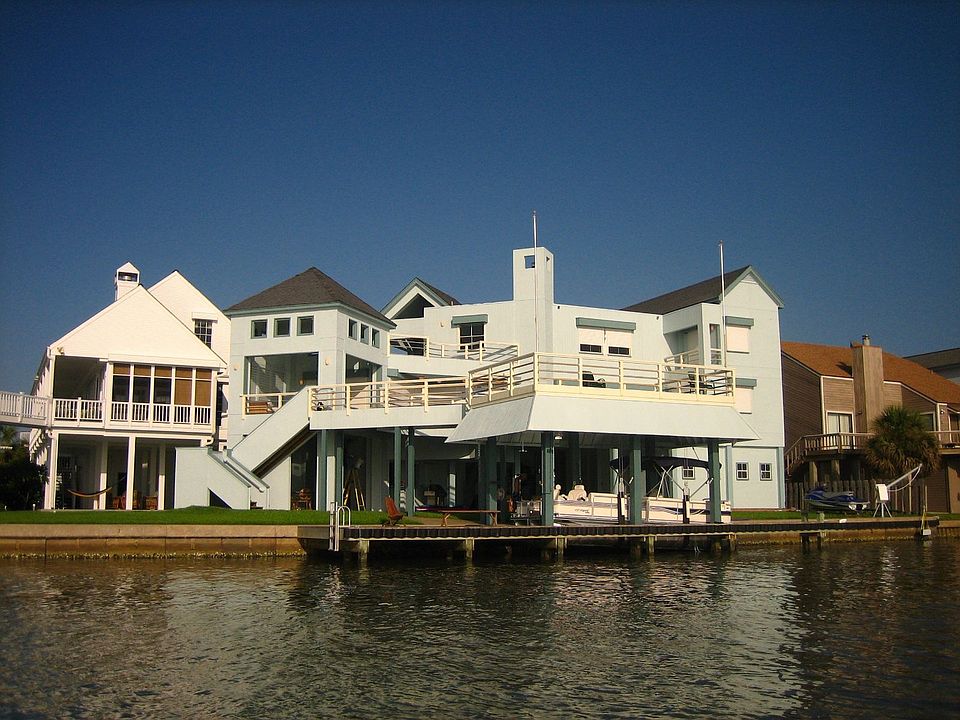 Canal View from East
