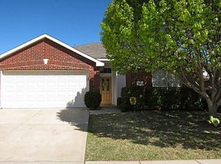6207 Hillside Ln, Sachse, TX 75048