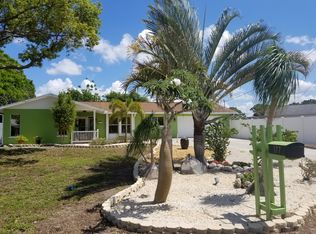 377 Sea Grape Rd, Venice, FL 34293