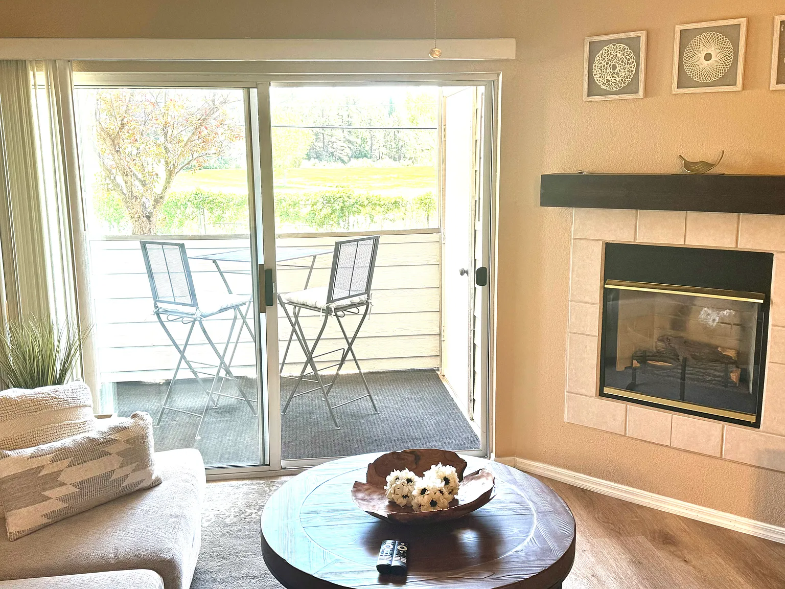 4343 E Soliere Ave — Photo 2