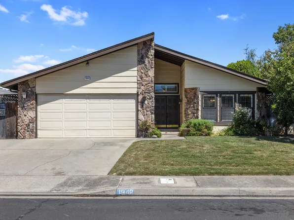 1948 Sugar Pine Dr, Oakdale, CA 95361