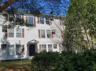 20 Wolf Rd #F-111, Lebanon, NH 03766