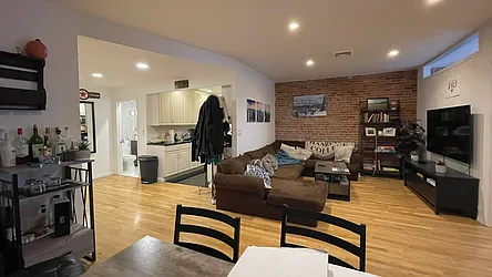 Rented by Strivers Management Group Corp (Brokerage)
