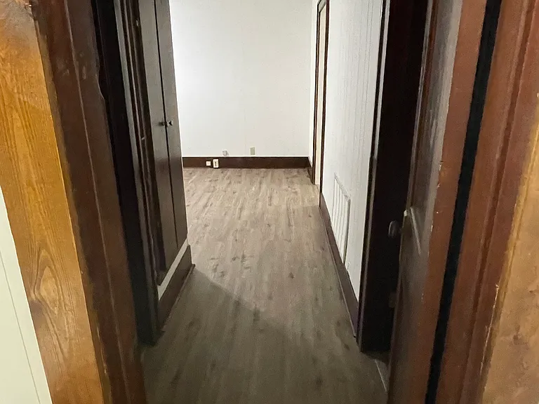 220 E Toronto Ave #2 — Photo 9