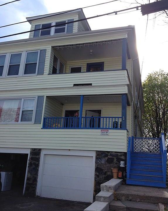 1st image of 17 Dorinda Cir