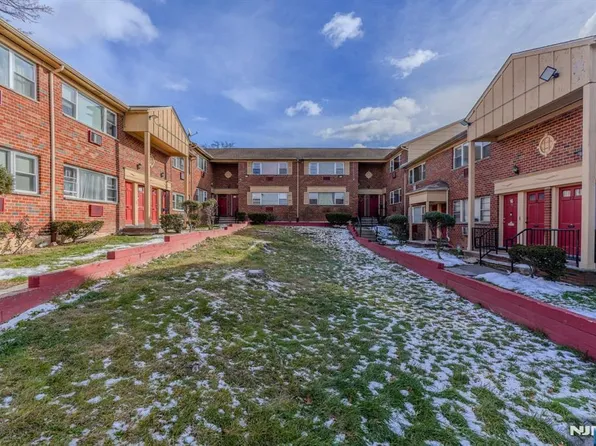916 Stuyvesant Ave #2, Irvington, NJ 07111