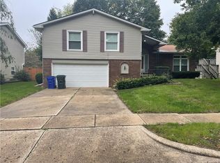 4561 Hale Dr, Decatur, IL 62526