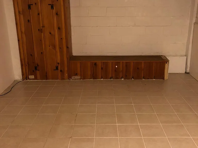 Newly Renovated Basement. Extremely clean (payed for by the property owner).
